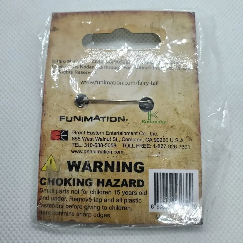 NWT Fairy Tail Erza Button Pin